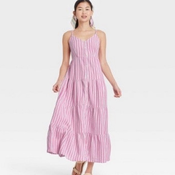 3/$30 Universal Thread Pink Stripped dress 💕 - Picture 2 of 7